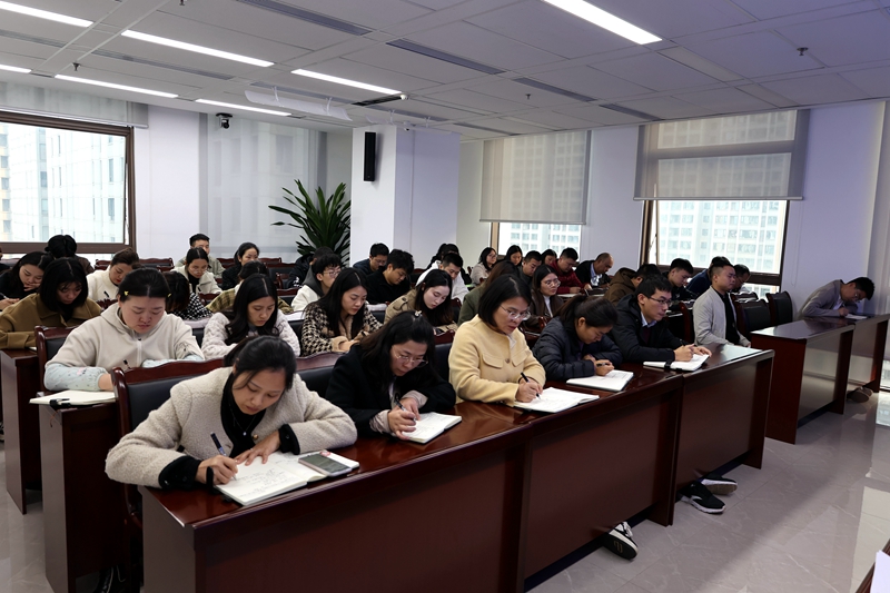 建投建工召開緊急會(huì)議傳達(dá)集團(tuán)“高農(nóng)”工作暨廉潔談話會(huì)議精神 (2).JPG