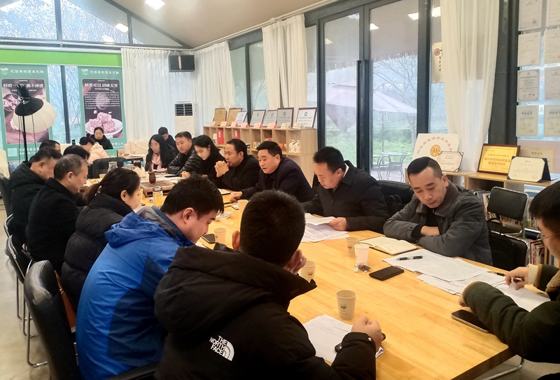 宜賓市農(nóng)業(yè)農(nóng)村局領(lǐng)導(dǎo)深入興文縣調(diào)研2024年高標(biāo)準(zhǔn)農(nóng)田建設(shè) (1).jpg