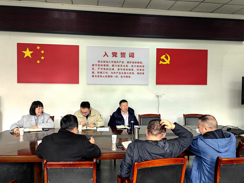 建投集團副總經(jīng)理黃賓赴長寧縣多個項目調(diào)研 (1).jpg