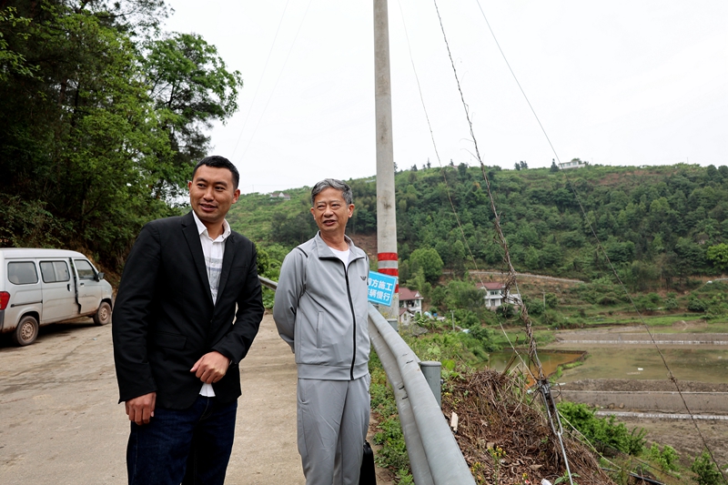 楊祖強(qiáng)董事長赴多地“高農(nóng)”項(xiàng)目開展節(jié)前安全質(zhì)量專項(xiàng)檢查 (1).JPG